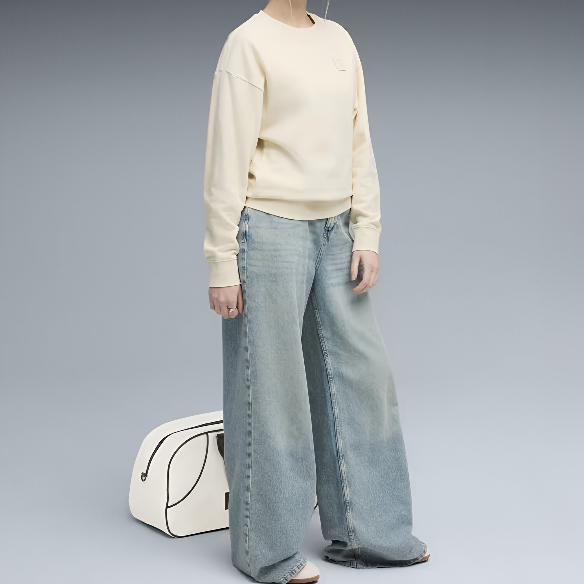 ДЖЕМПЕР ESS ELEVATED Comfort Crew FL